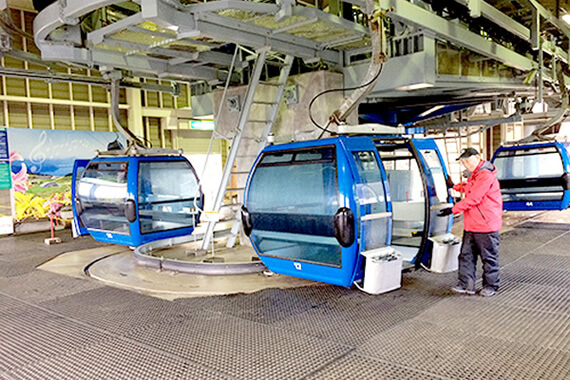 ゴンドラ乗り場